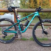 Canyon Lux World Cup CF 9 - 2025 - tg:M - 350Km!