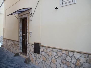 Casa grande spaziosa per uso singolo o condiviso