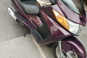 suzuki burgman an 400 del 2004