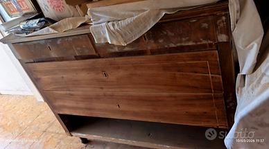 Comò in radica da restaurare