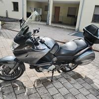 Honda deauville 700 (2007) 