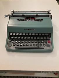 Macchina da scrivere Olivetti