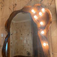 Specchiera con luci in ferro battuto bronzato