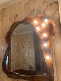 Specchiera con luci in ferro battuto bronzato
