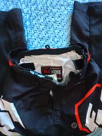 pantaloni motocross taglia 8 anni