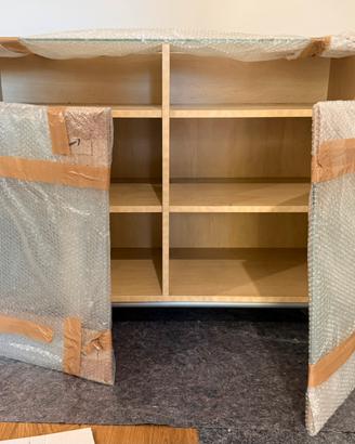 Credenza con vetrina Magiker ikea come nuova