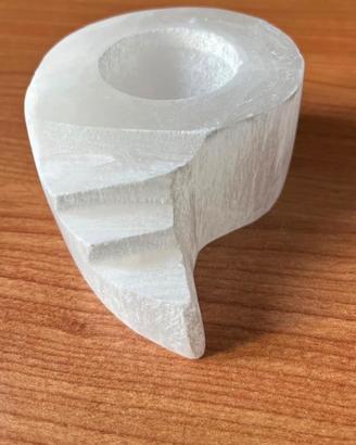 Porta candele in Selenite pietra rigenerante yoga