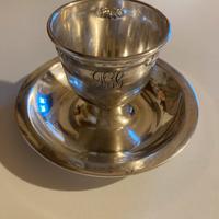 Portauovo antico in argento 800 con monogramma