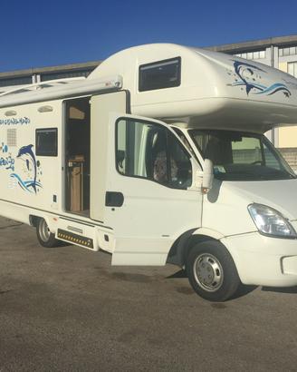 Camper mansardato iveco daily