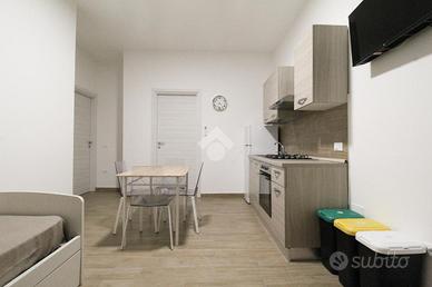 2 LOCALI A ISOLA DI CAPO RIZZUTO