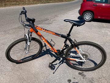 Bicicletta mountain bike Atala 26