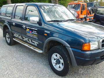 Ford ranger 2.5 TD 4 porte del 2001 - uso ricambi