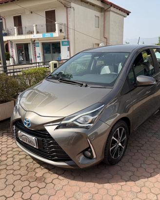 Toyota Yaris 1.5 Hybrid 5 porte Active