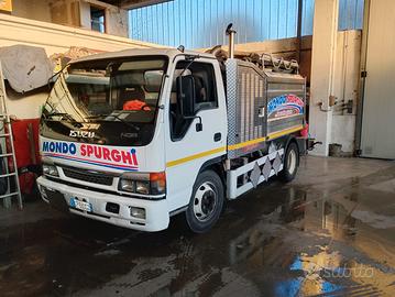 ISUZU 75 q.li autospurgo / ADR