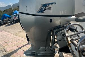 Honda BF150A 150 CV 4 tempi con due eliche acciaio