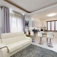 AMPIO TRILOCALE FINEMENTE RISTRUTTURATO!