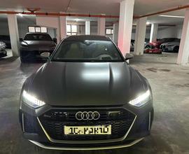 AUDI RS6 Avant 4.0 TFSI V8 quattro tiptronic