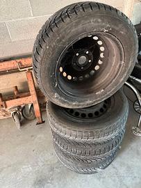 4 cerchi in ferro originali Volkswagen R15