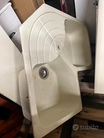 Lavandino AD ANGOLO in FRAGRANITE