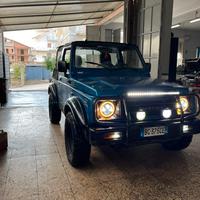 Suzuki Samurai sj413