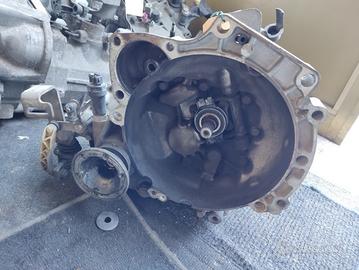 Cambio VOLKSWAGEN POLO 1400cc benzina del 2000