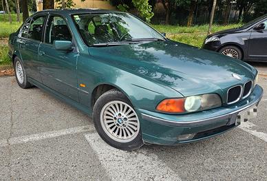 BMW 520i E39 benzina 6cilindri