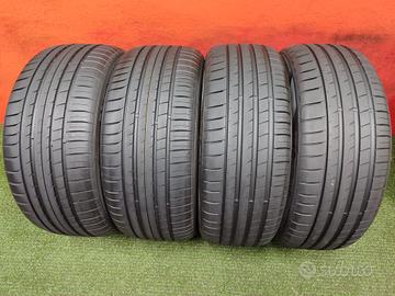 235 55 19 - 255 50 19 Gomme Porsche Mercedes Audi