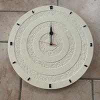 Orologio in pietra leccese