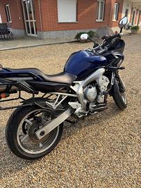 Yamaha Fazer 600