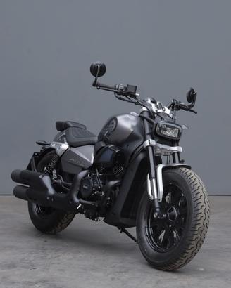 BENELLI Leoncino Bobber 400