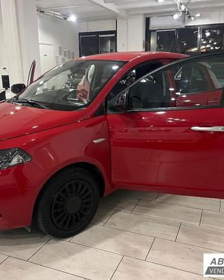 LANCIA Ypsilon 1.0 FireFly 5p.Hybrid UnYca