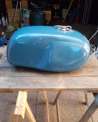 Serbatoio Moto Guzzi Falcone ben conservato