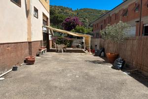 Locale magazzino/laboratorio