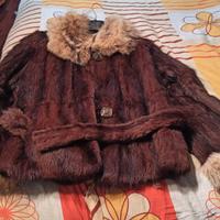 Pelliccia di Visone Mogano con Collo e Polsi in Vo