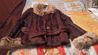 Pelliccia di Visone Mogano con Collo e Polsi in Vo