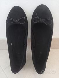 Ballerine nere OVS con fiocchetto