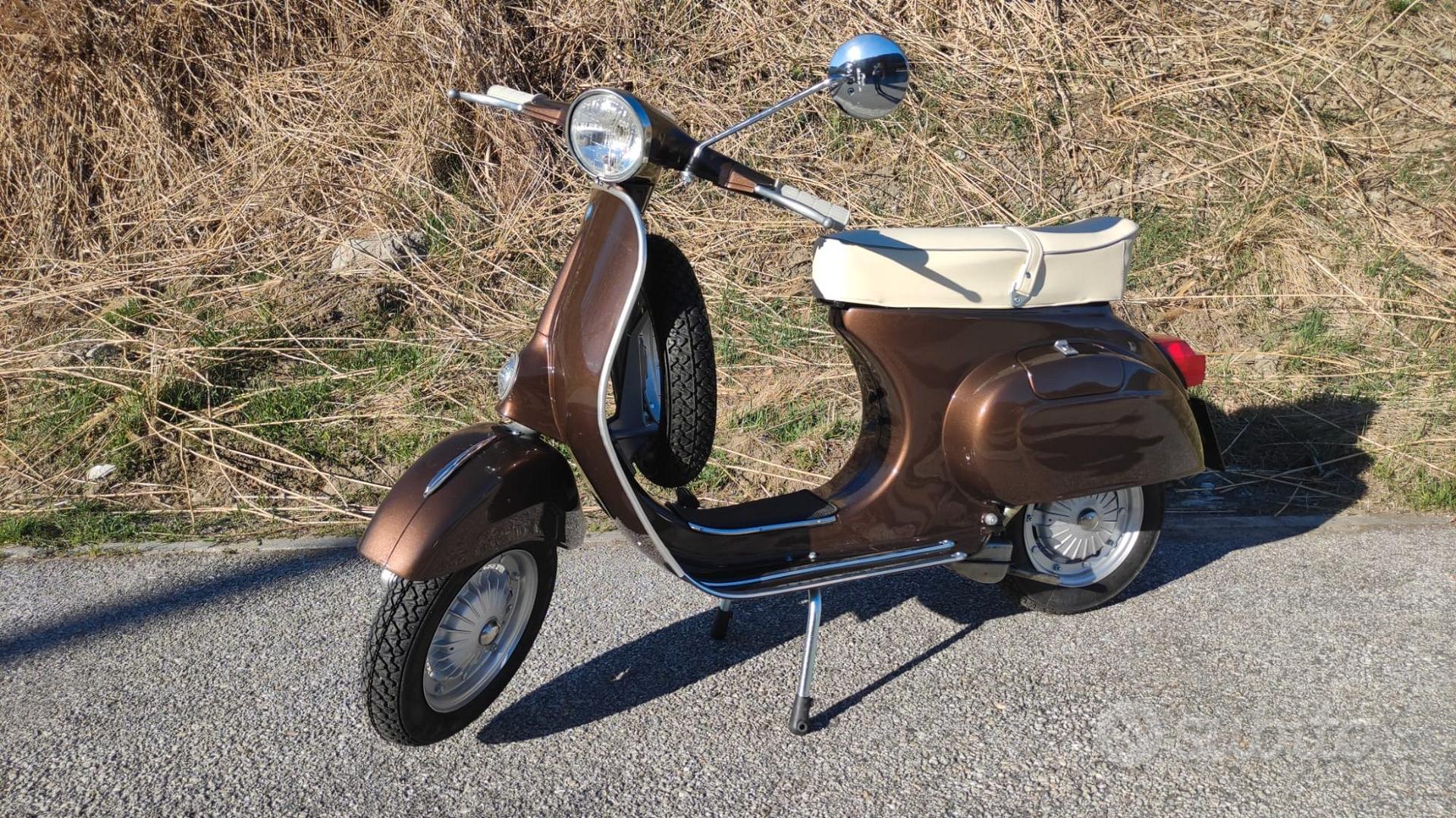 Vespa Primavera 125 