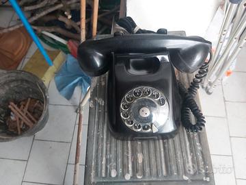 telefoni datati