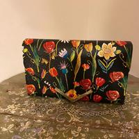 Borsa nera con fiori - pochette con tracolla