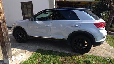 T- Roc Volkswagen 1.6 D Advanced OK NEOPATENTATI