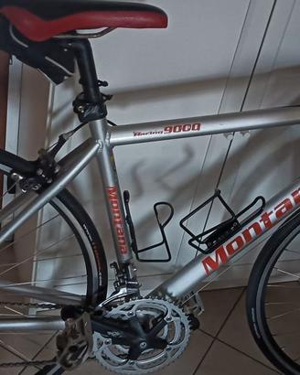 Bici corsa Montana