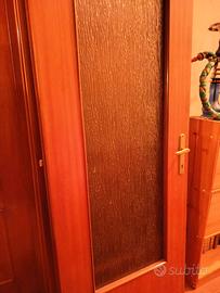 5 Porte interne in legno con vetro in rilievo