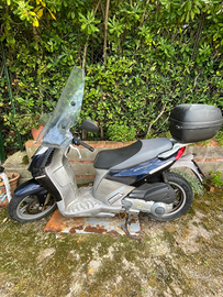 Aprilia sport city 250