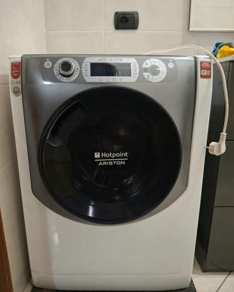 Lavatrice Hotpoint Aqualtis 