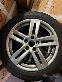 Gomme invernali con cerchi da 16 Audi Q2