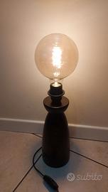 LAMPADA IN LEGNO MINIMALISTA DA TAVOLO