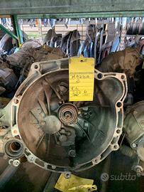 CAMBIO MAZDA 2  1.4 BENZINA ANNO:2006