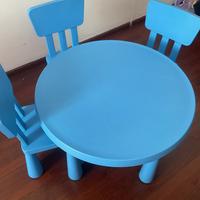 Tavolino per bambini + 3 sedie ikea