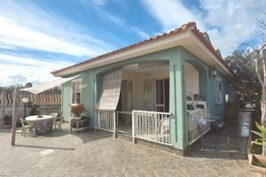Appartamento con giardino vicino al mare