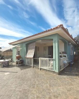 Appartamento con giardino vicino al mare